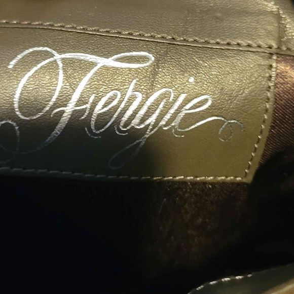 Fergie Wedge boot sz 9 - Picture 6 of 7